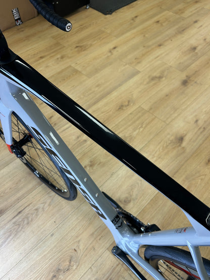 0km Showroom Model Sensa Giulia Di2 Carbon Racefiets