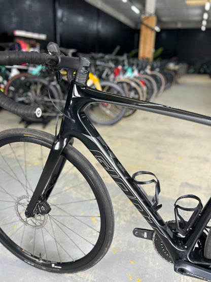 Giant Defy Advanced 2 Carbon Road Bike