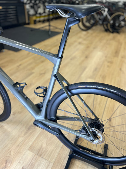 BMC Roadmachine 01 ONE Carbon Racefiets