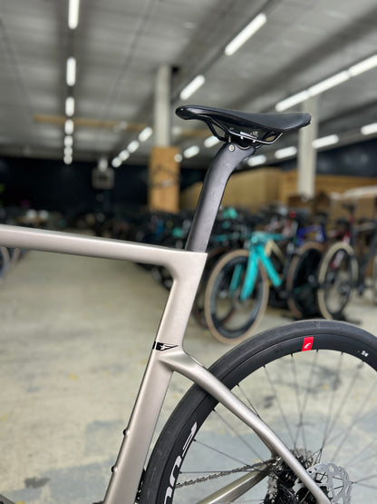 NIEUW Pinarello F5 Di2 Carbon Racefiets