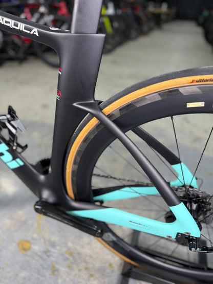 Bianchi Aquila CV Dura Ace Di2 Carbon Racefiets