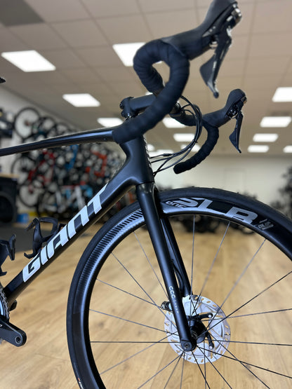 Giant TCR Disc Team CCC Carbon Racefiets