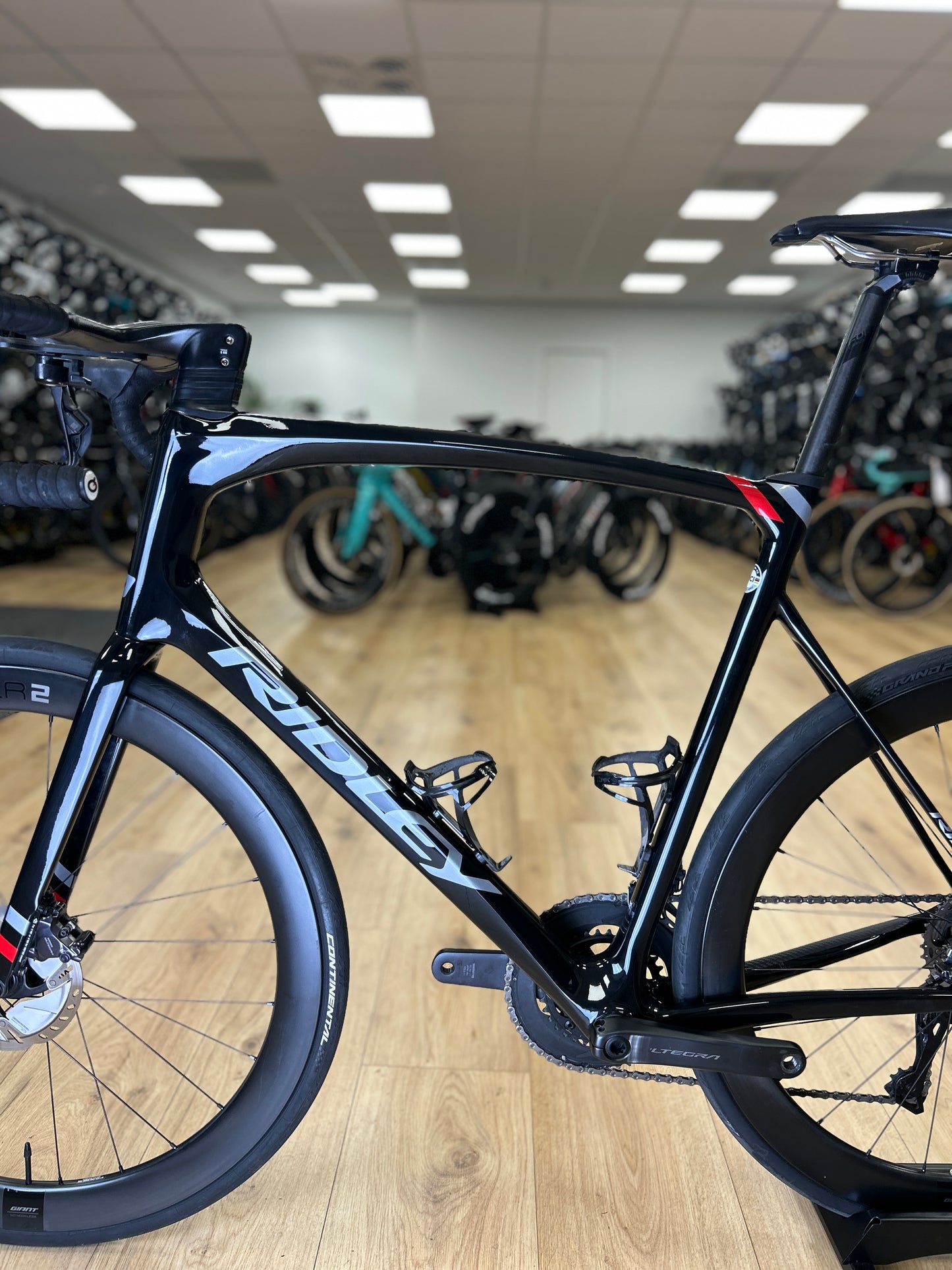 Ridley Fenix SLiC Di2 Carbon Racefiets