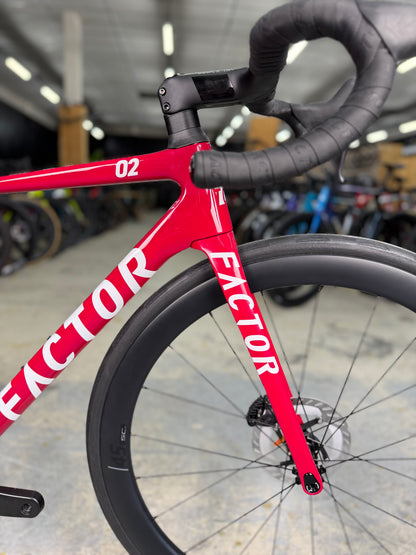 NIEUW Factor O2 VAM Di2 Carbon Racefiets