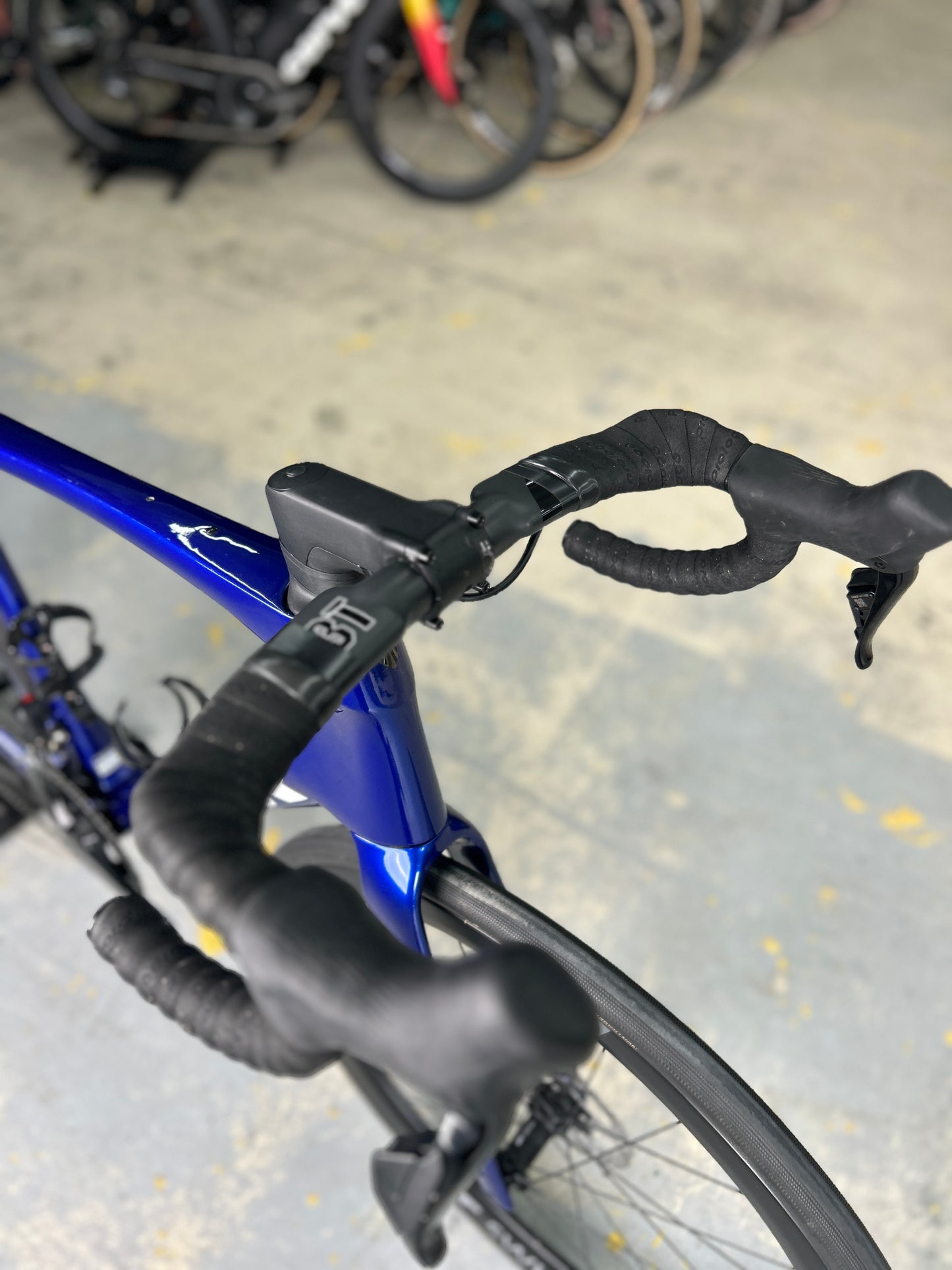 Trek Domane SL6 Di2 Carbon Road Bike