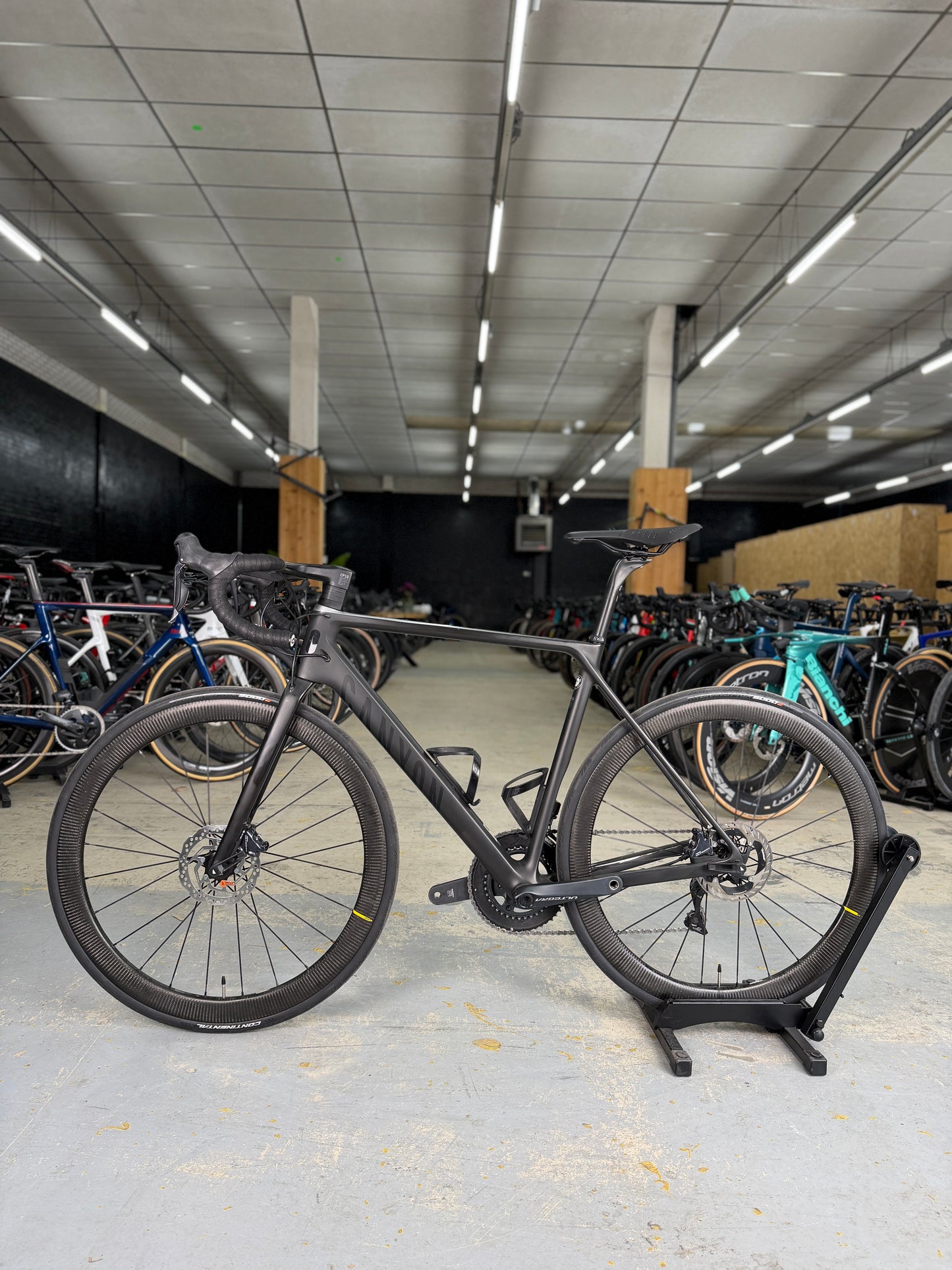 Canyon Ultimate CF SL Di2 Carbon Racefiets