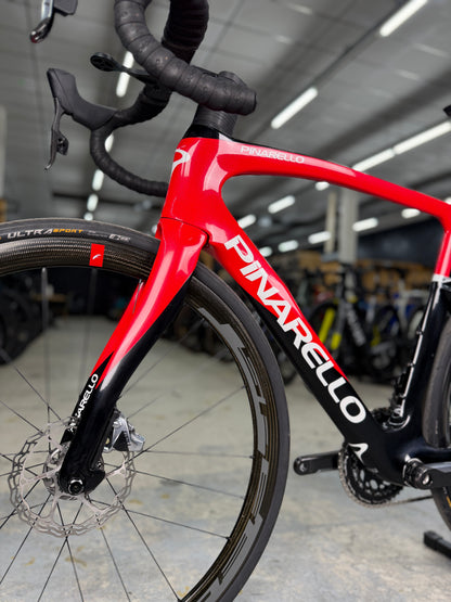 Pinarello F eTap Red Carbon Racefiets