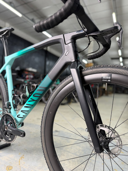 Canyon Grail CF SLX 8 Di2 Gravel Fiets