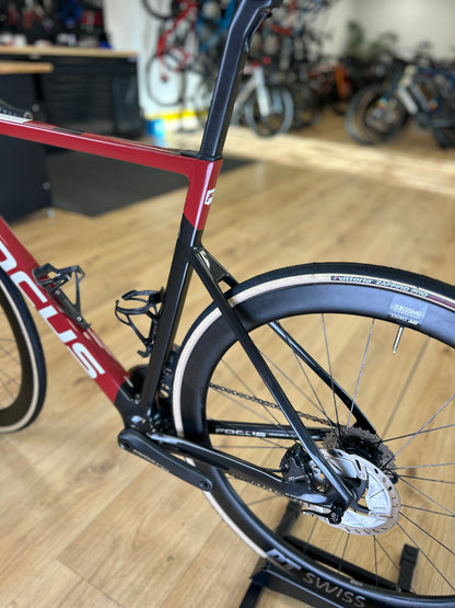 Focus Izalco Max 9.8 Di2 Carbon Racefiets