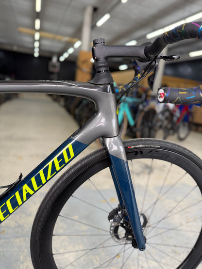 Specialized Roubaix Expert Di2 Carbon Road Bike