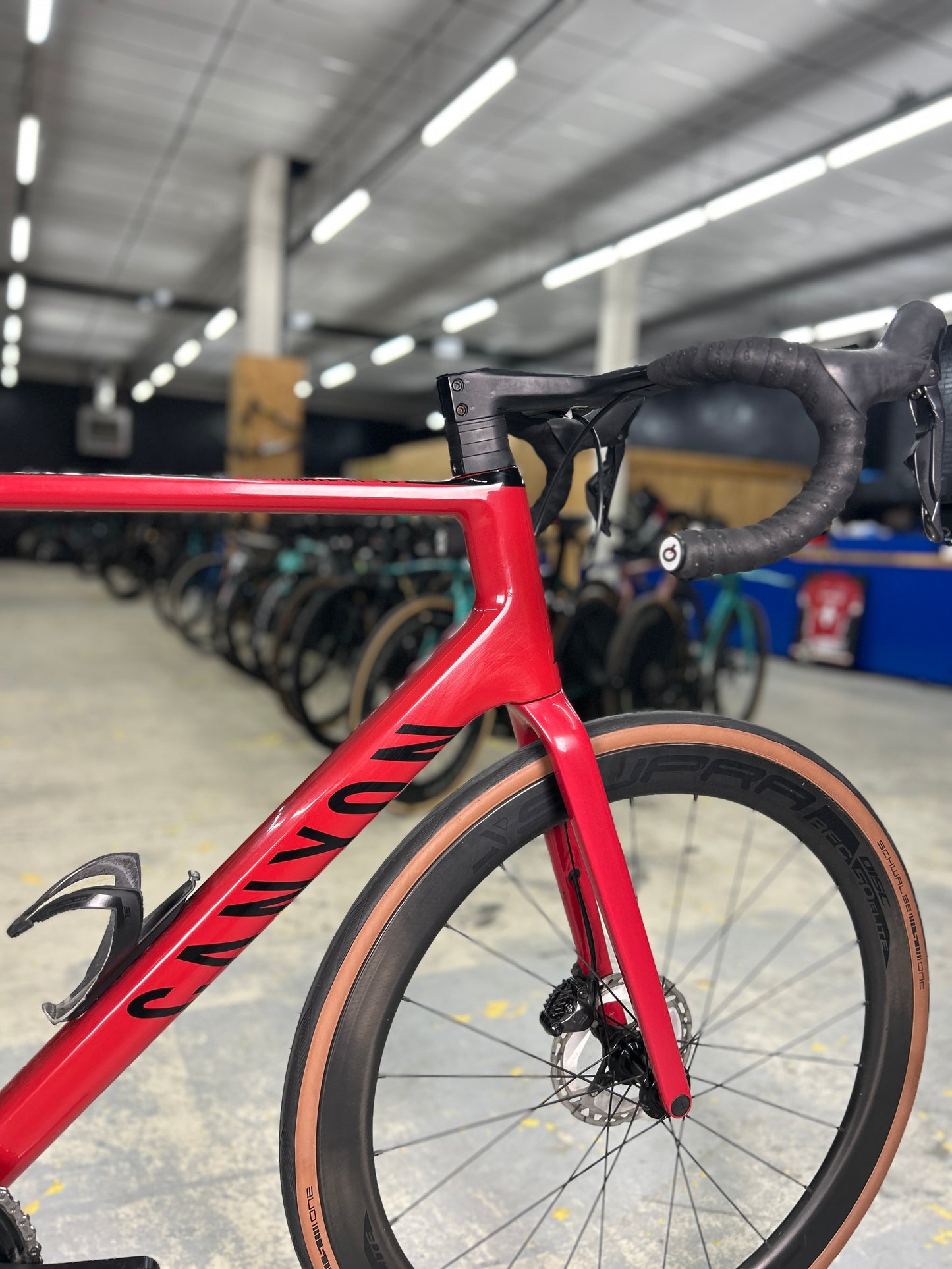 Canyon Ultimate CF SL 8 Disc Di2 Carbon Racefiets