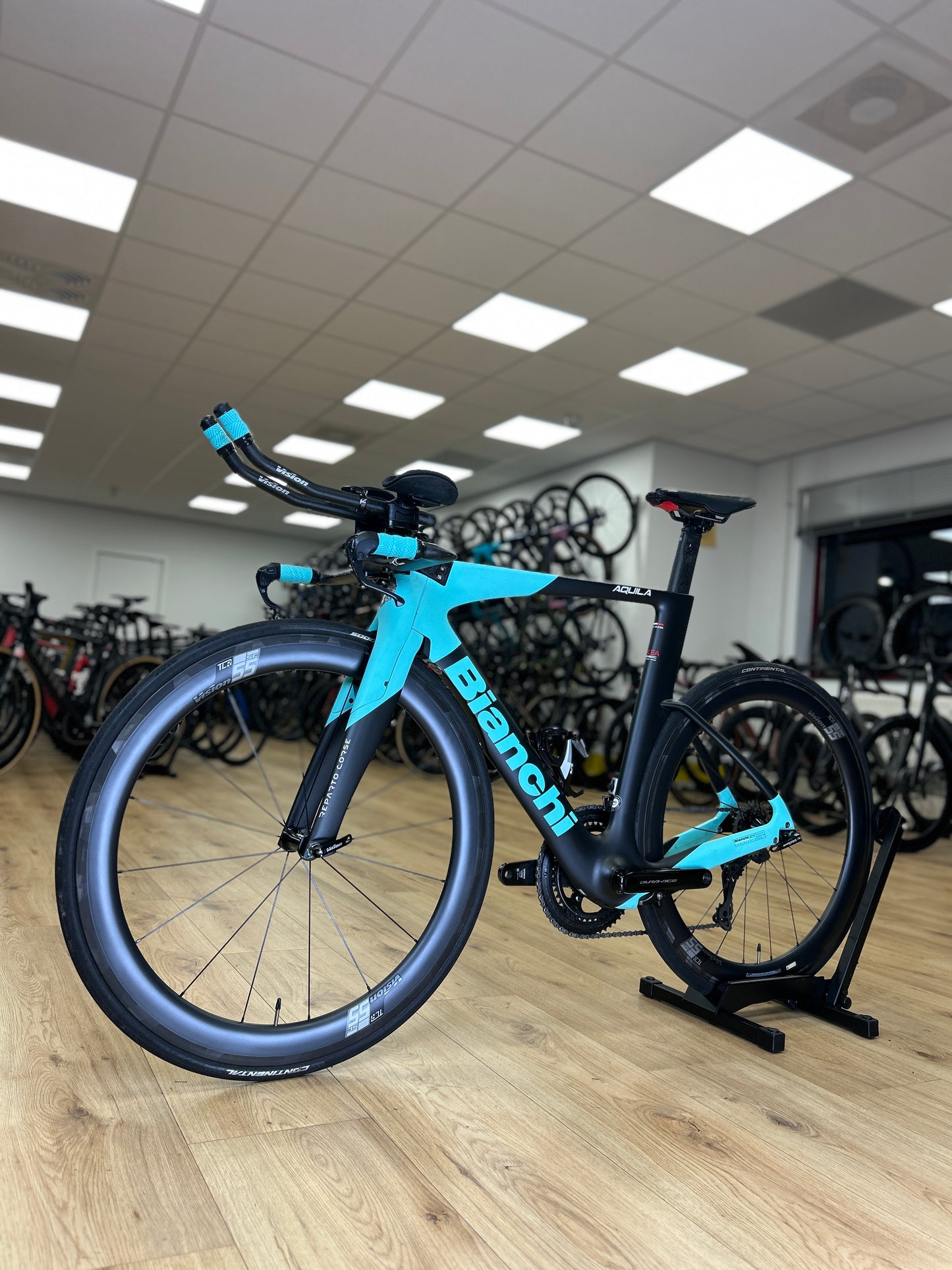 Bianchi Aquila CV TT Di2 Dura Ace Carbon Racefiets