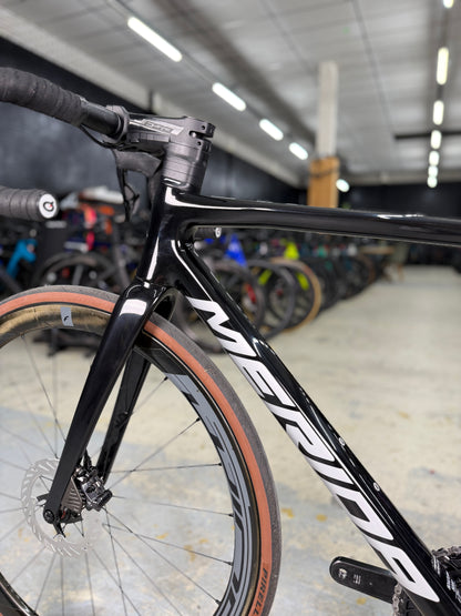 Merida Scultura 6000 Di2 Carbon Road Bike