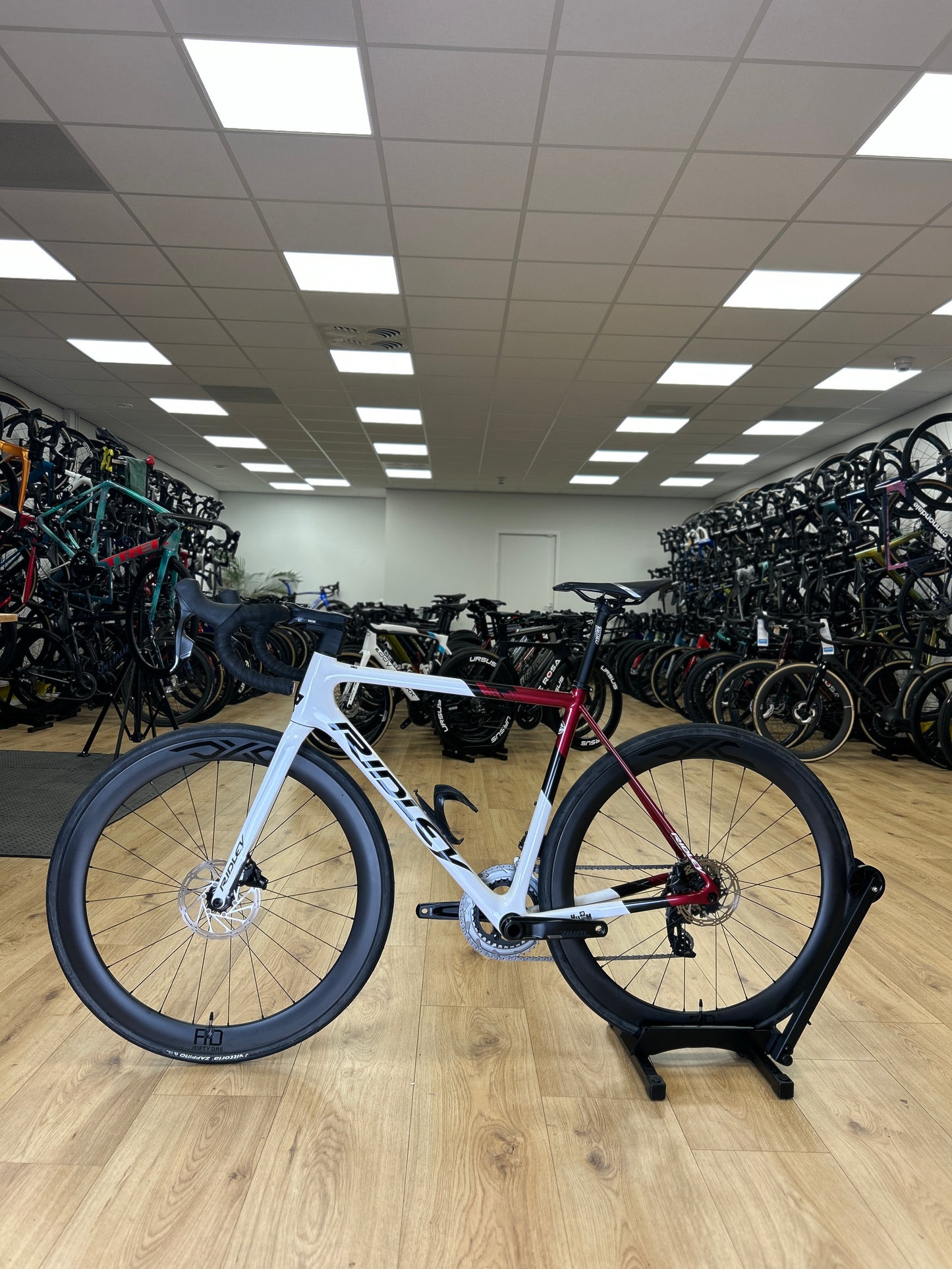 Ridley Helium Disc AXS Carbon Racefiets