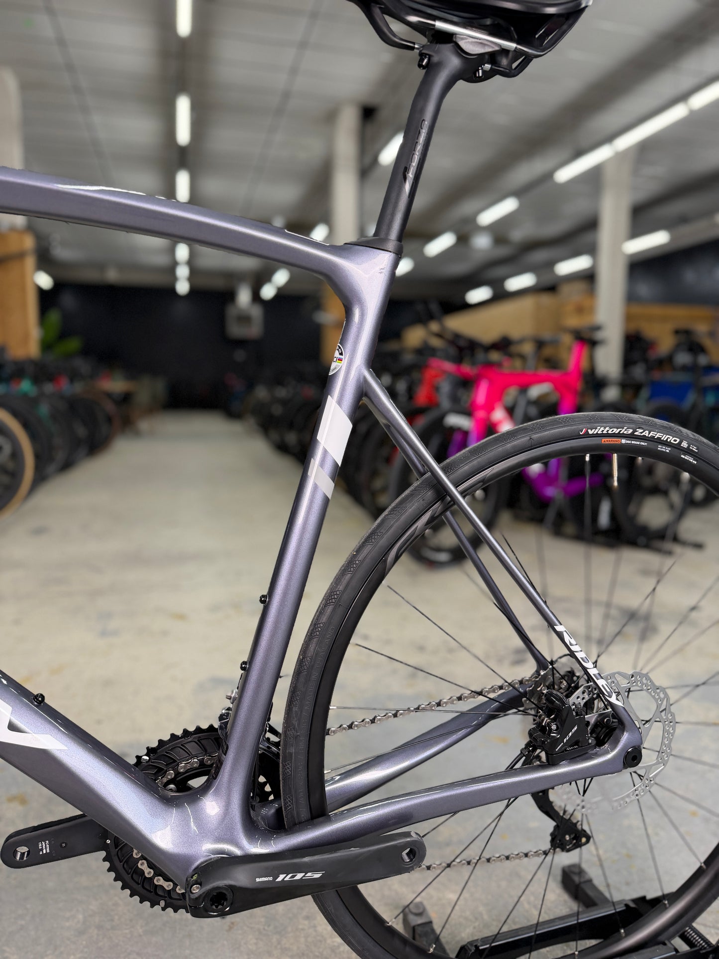 NIEUW Ridley Fenix Carbon Racefiets