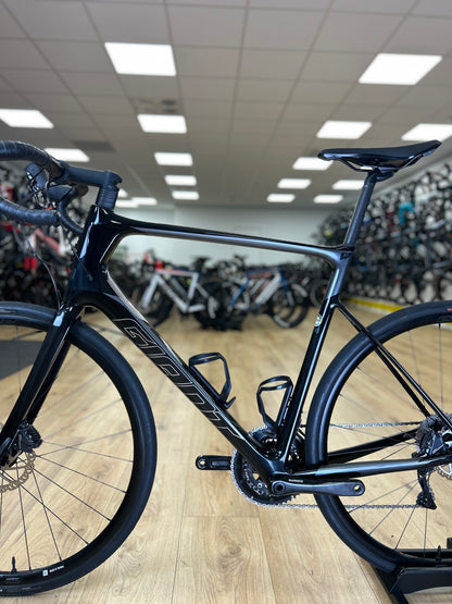 Giant Defy Advanced 1 Carbon Racefiets