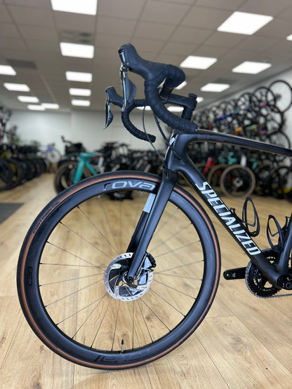 Specialized Roubaix Expert Di2 Carbon Road Bike
