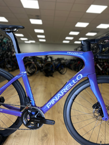 0km Showroom Model Pinarello F5 Di2 Carbon Racefiets