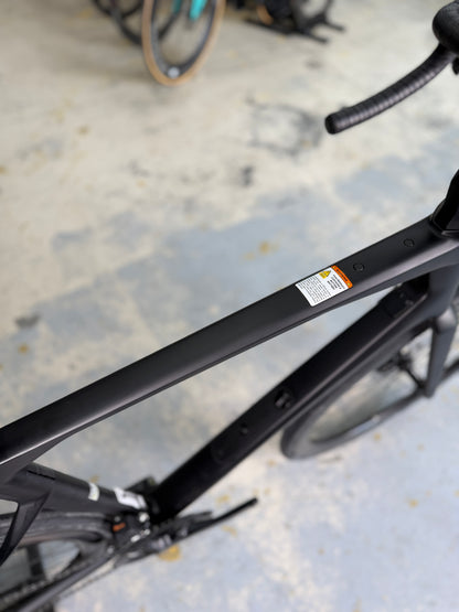 NIEUW BMC Roadmachine Di2 Carbon Racefiets