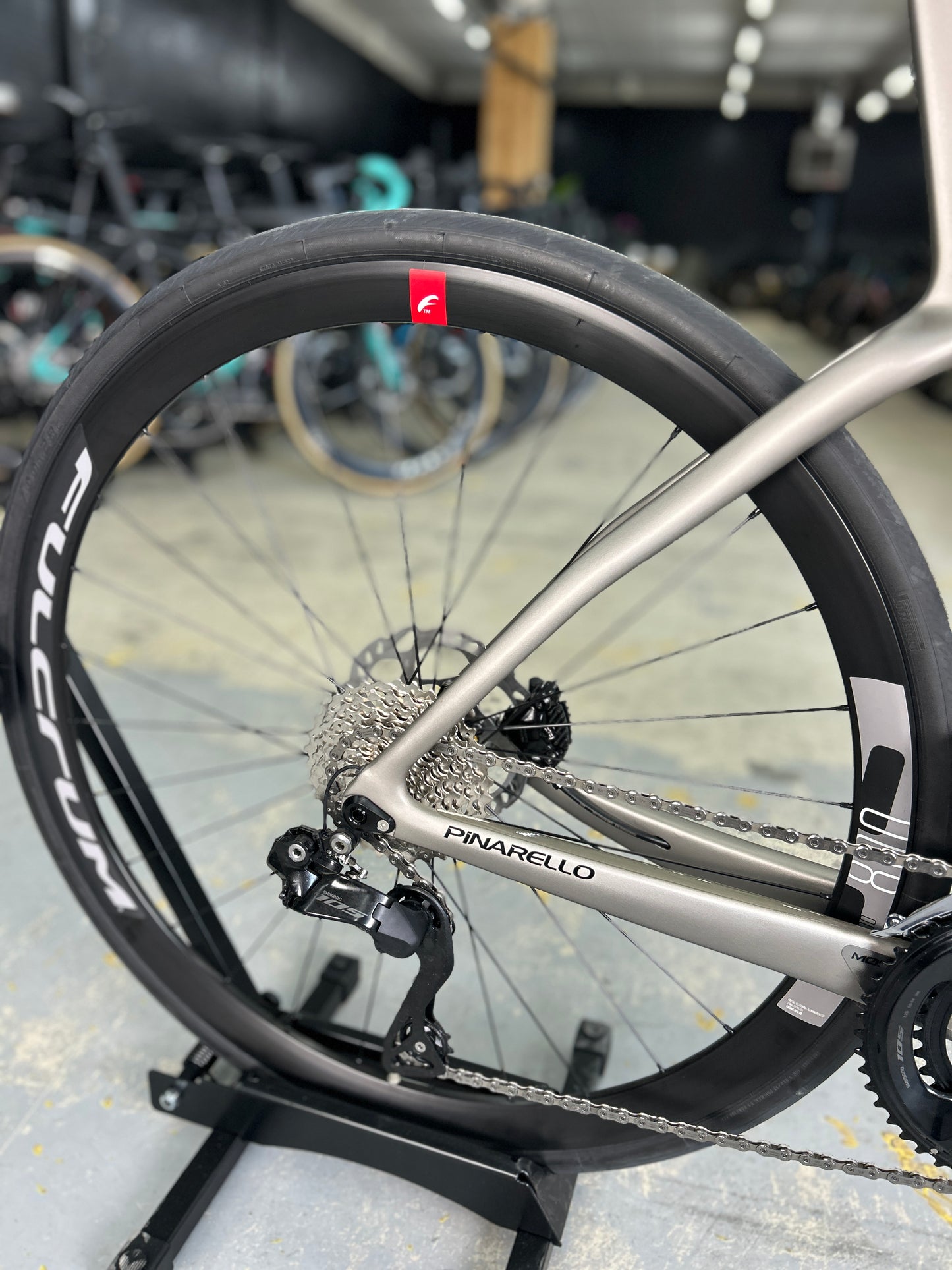 NIEUW Pinarello F5 Di2 Carbon Racefiets