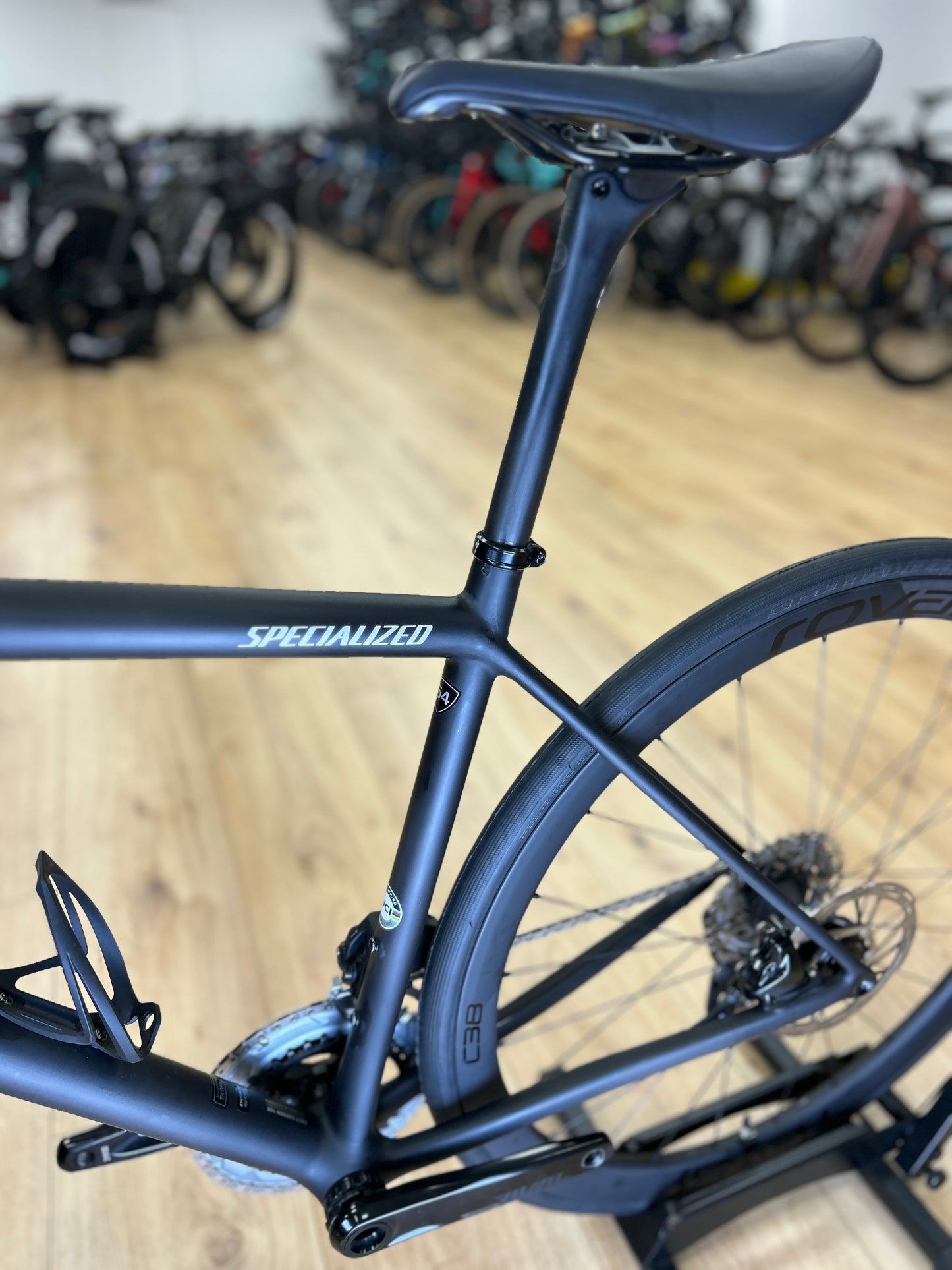 1000km Specialized Aethos Comp AXS Carbon Racefiets