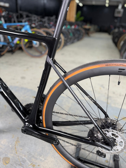 NIEUW Isaac Element Di2 Carbon Racefiets