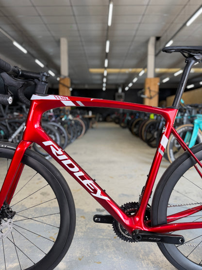 NIEUW Ridley Fenix Di2 Carbon Racefiets