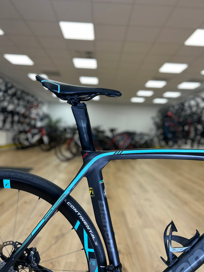Bianchi Oltre XR3 Carbon Racefiets
