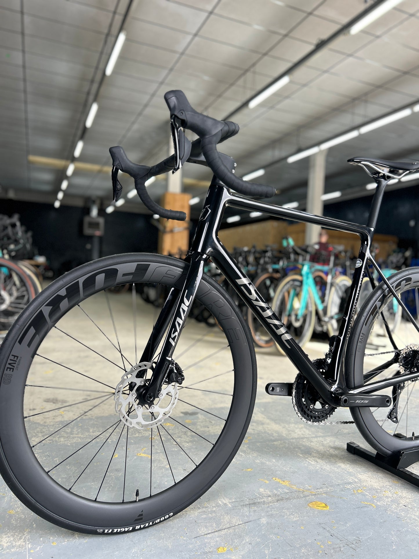 NIEUW Isaac Element Di2 Carbon Racefiets