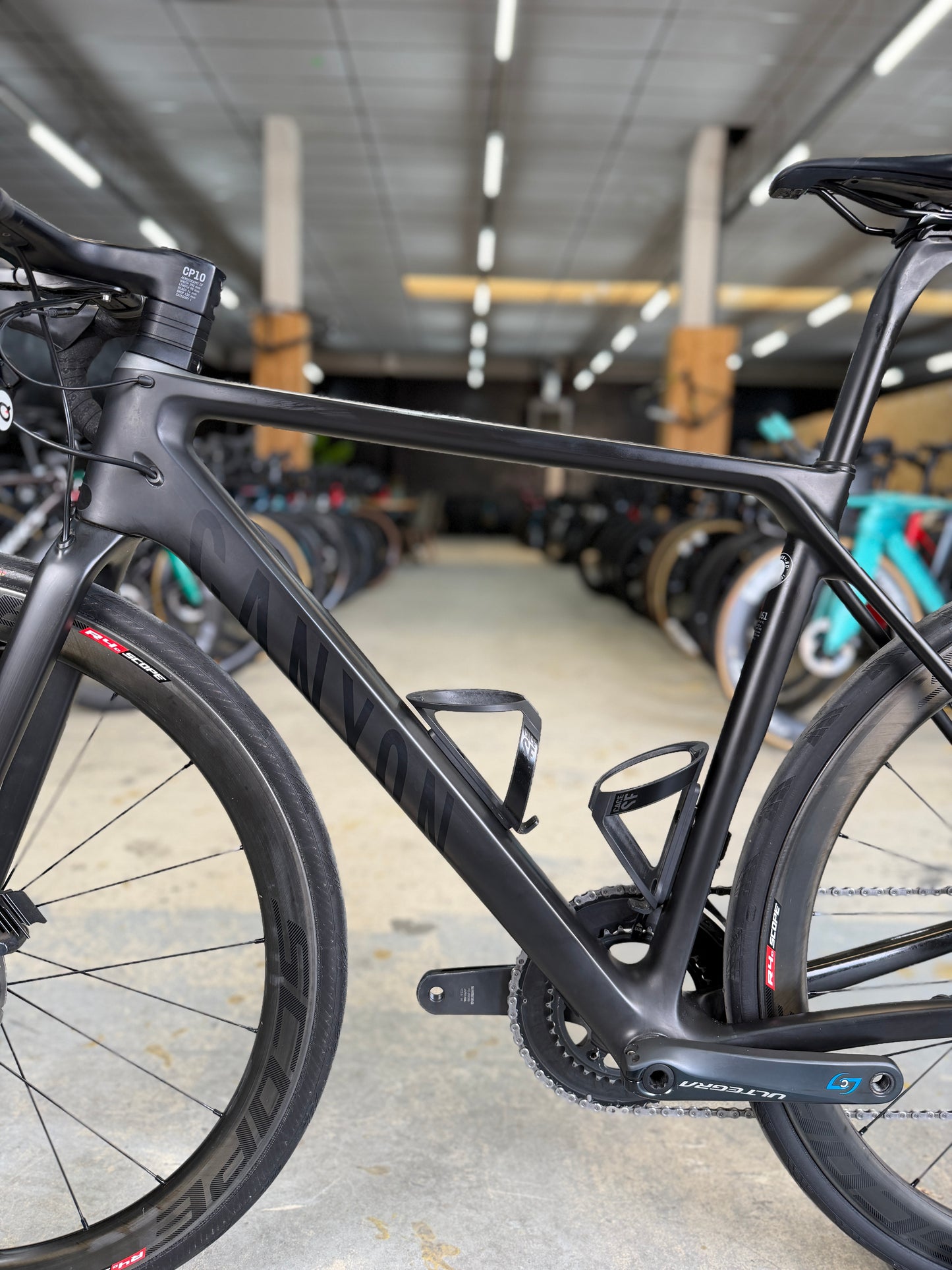 Canyon Ultimate CF SL Di2 Carbon Racefiets