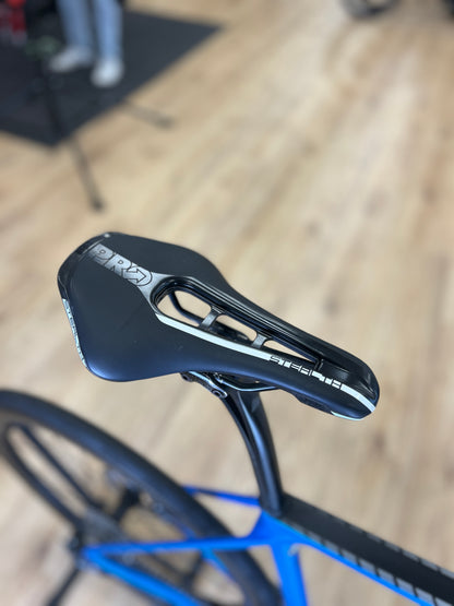 Canyon Endurace CF SL8 Di2 Carbon Disc Racefiets