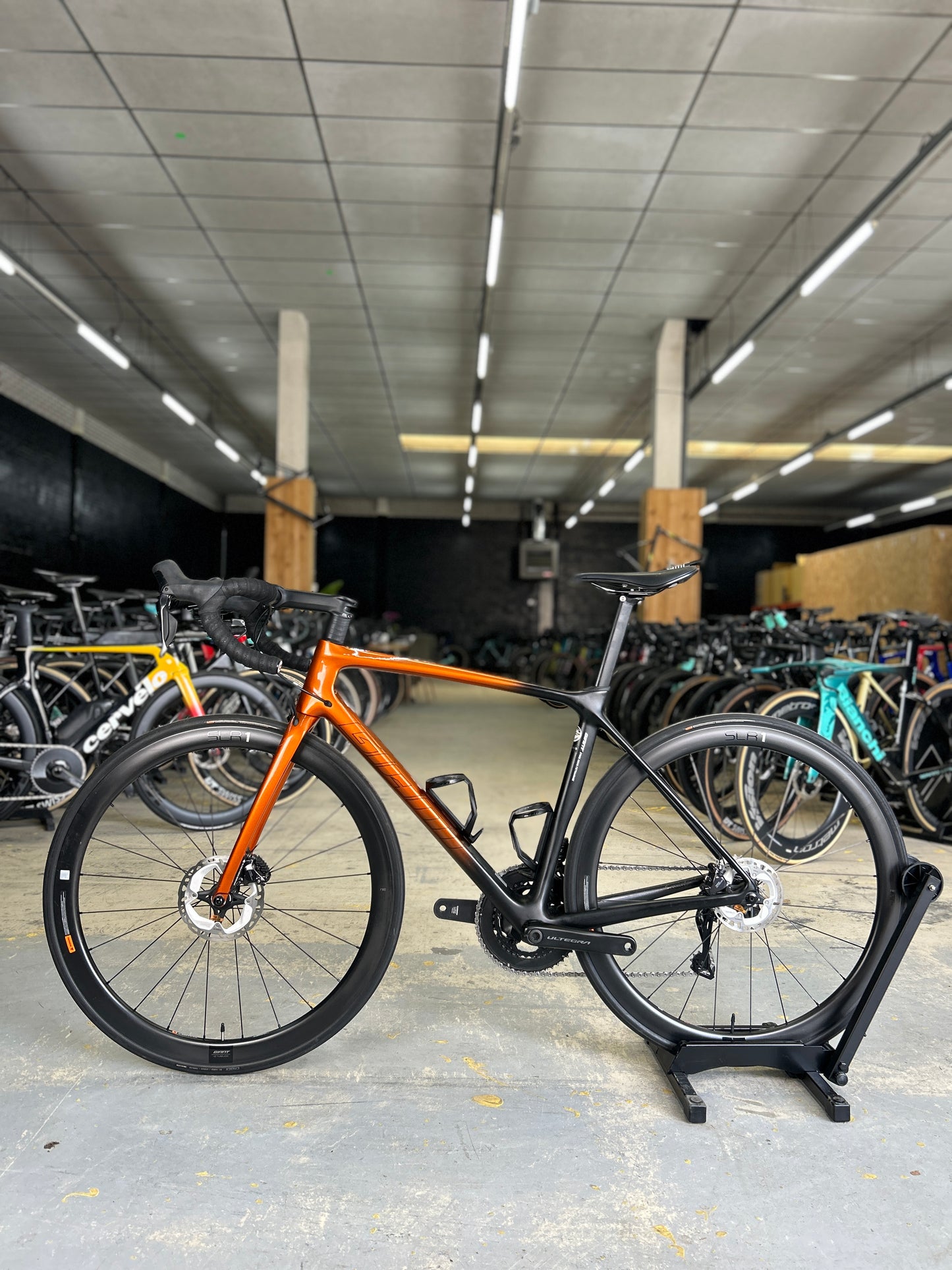 Giant TCR Advanced Pro Disc 0 Di2 Carbon Road Bike