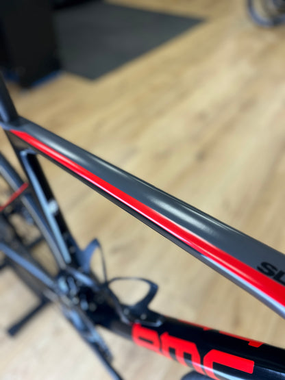 BMC Teammachine SLR02 Di2 Carbon Road Bike