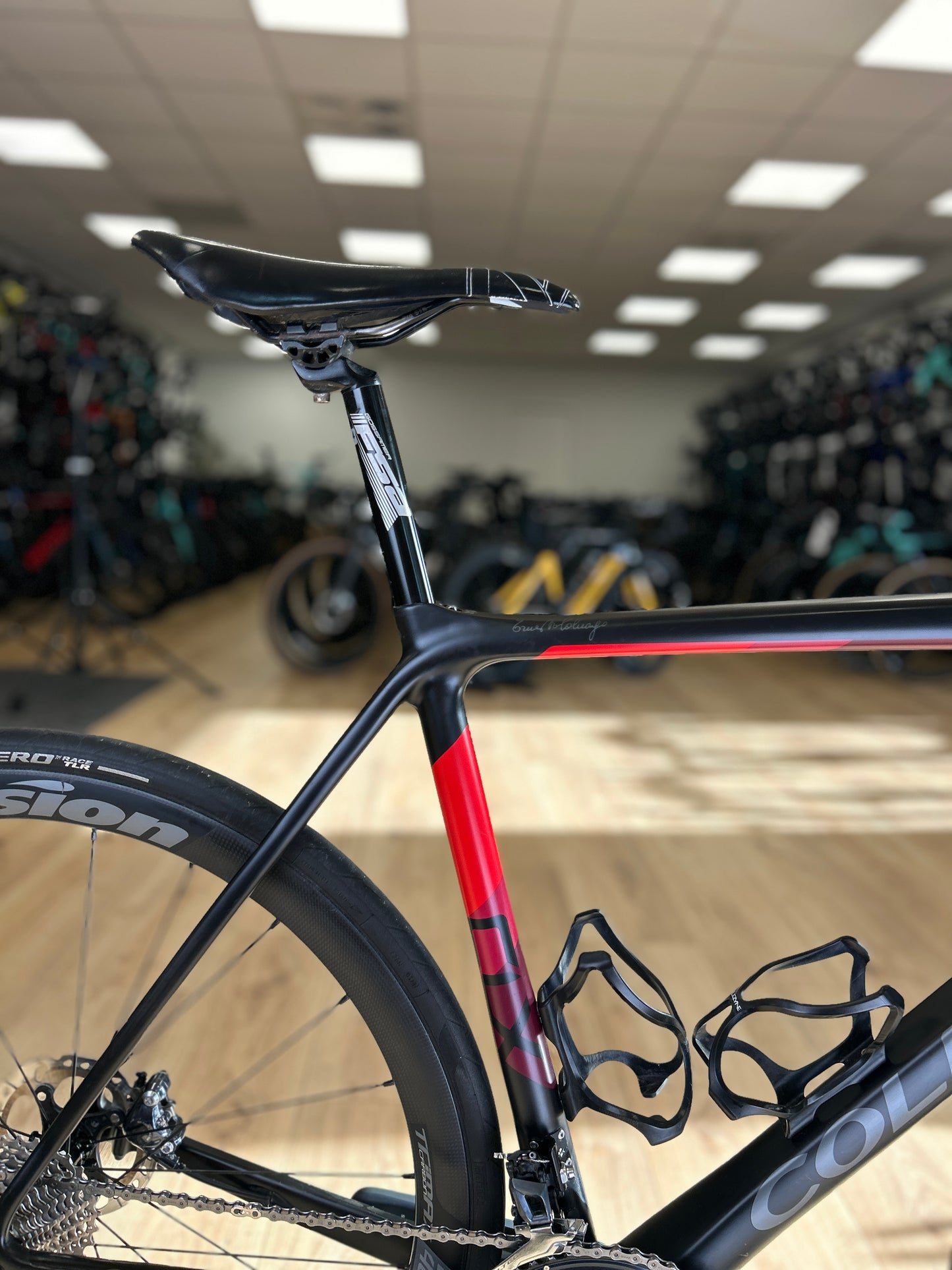 Colnago CLX Disc Carbon Road Bike