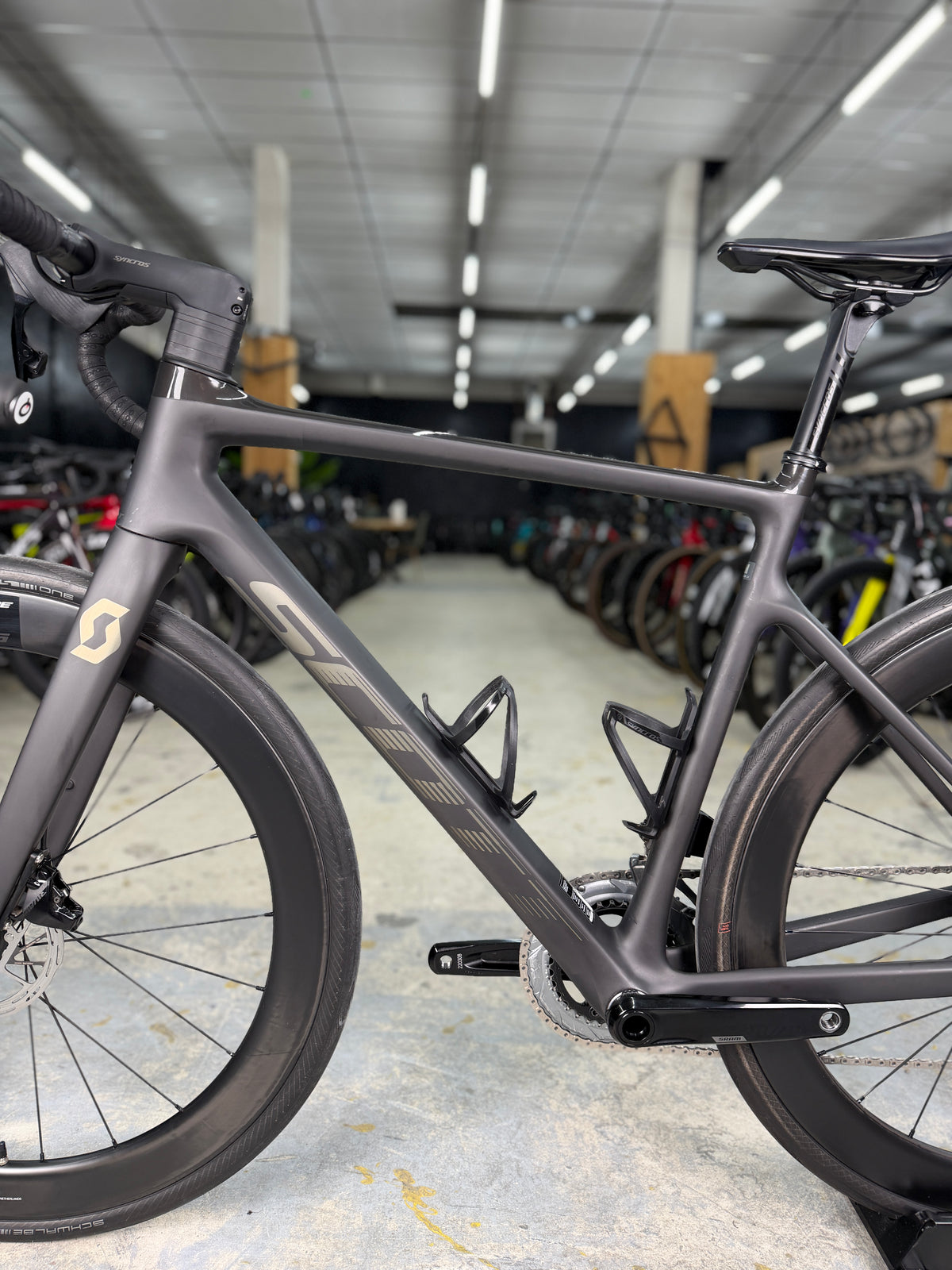 Scott Addict AXS Carbon Road Bike