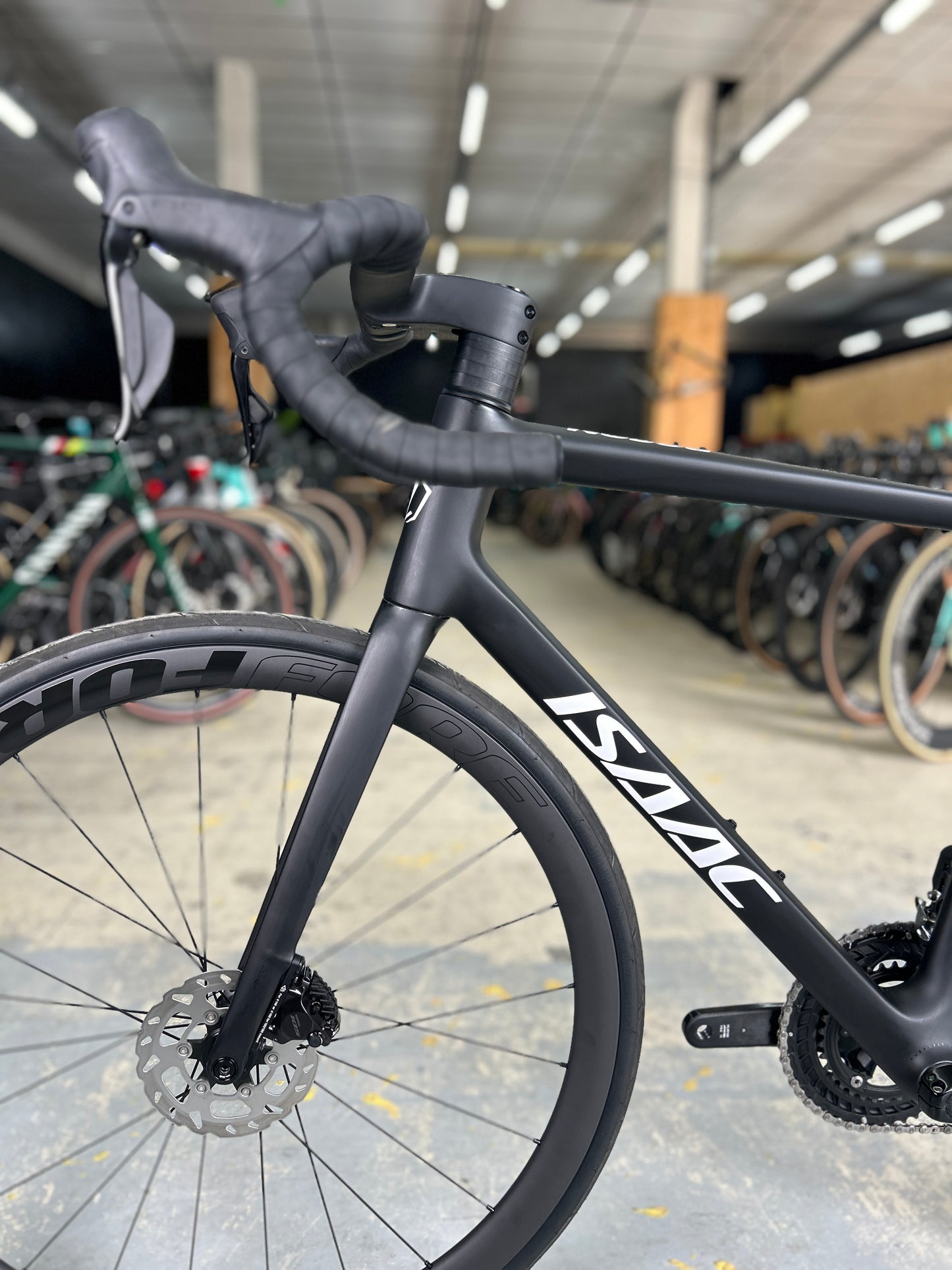 NEW Isaac Boson Di2 Carbon Road Bike