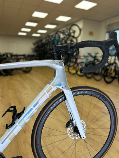 Trek Emonda SL7 Di2 Carbon Road Bike