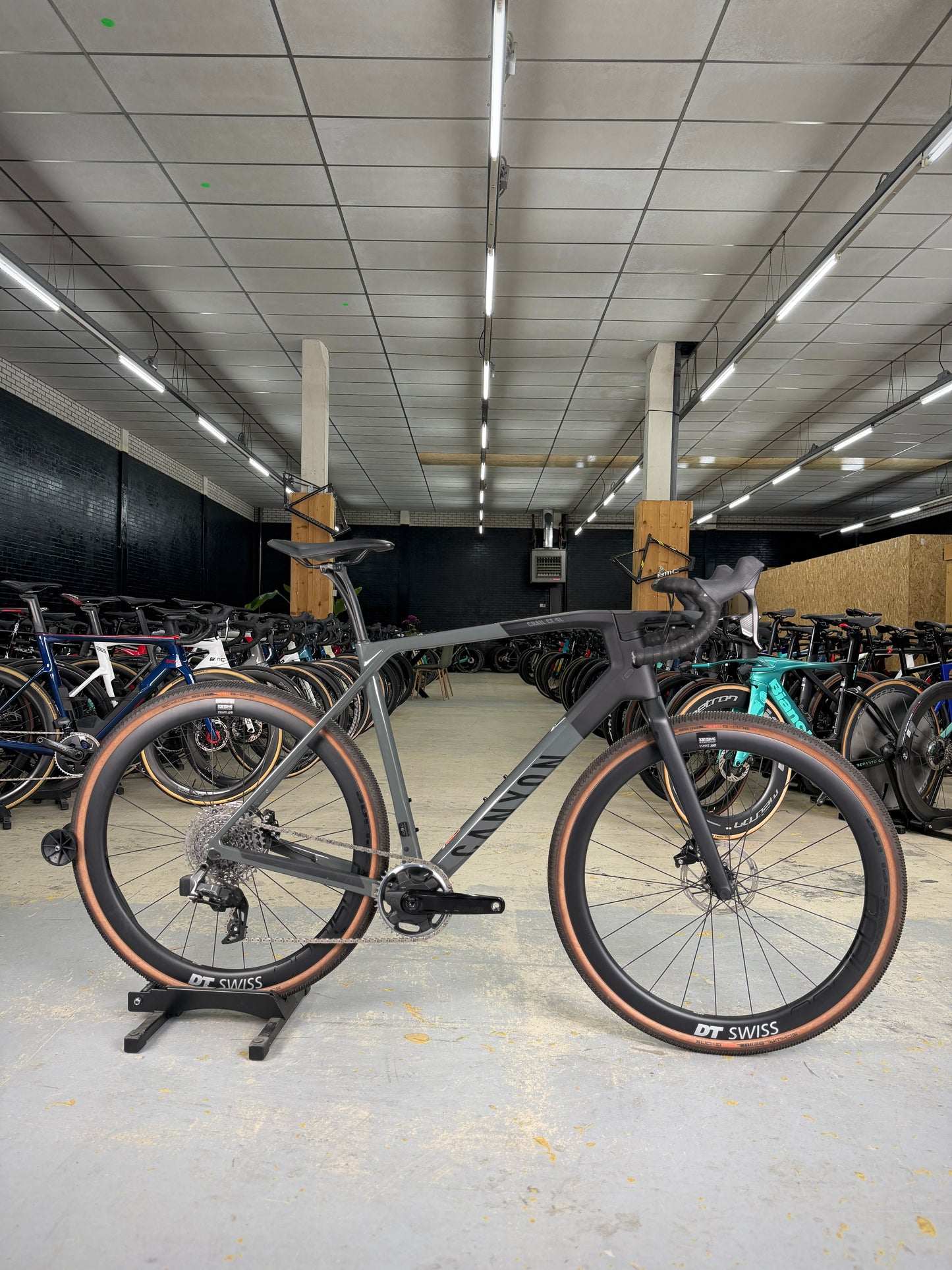 Canyon Grail CF SL7 AXS Gravel Fiets