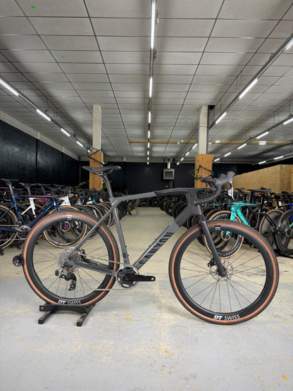 Canyon Grail CF SL7 AXS Gravel Fiets