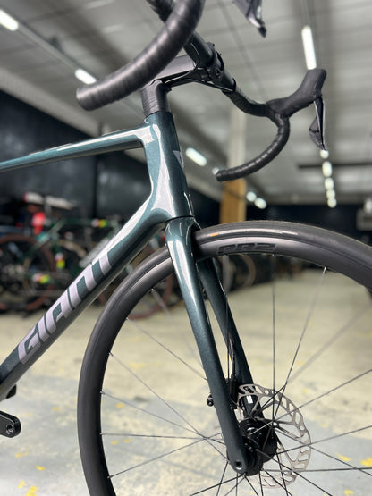 NIEUW Giant TCR Advanced Di2 Carbon Racefiets