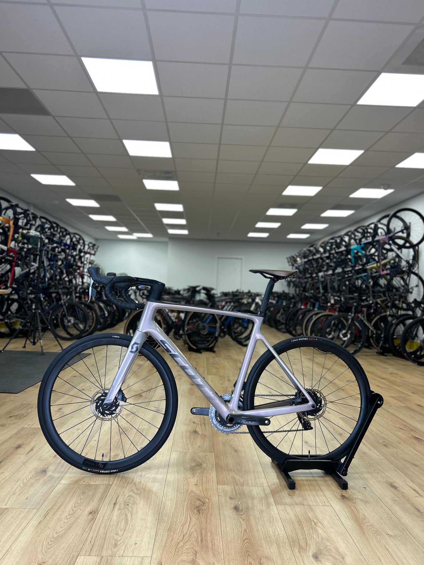 Scott Addict RC10 AXS Carbon Road Bike