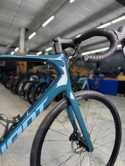 Giant Defy Carbon Racefiets