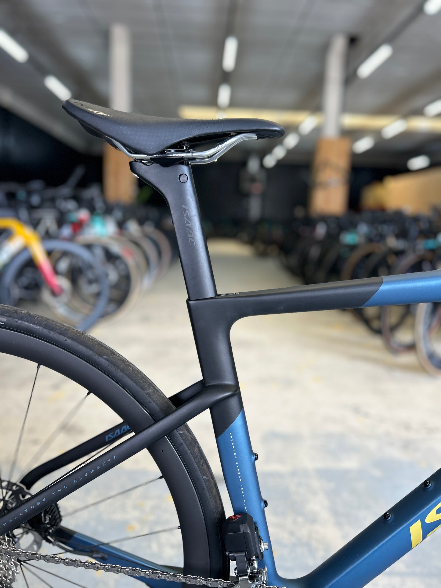 NEW Isaac Boson Di2 Carbon Road Bike