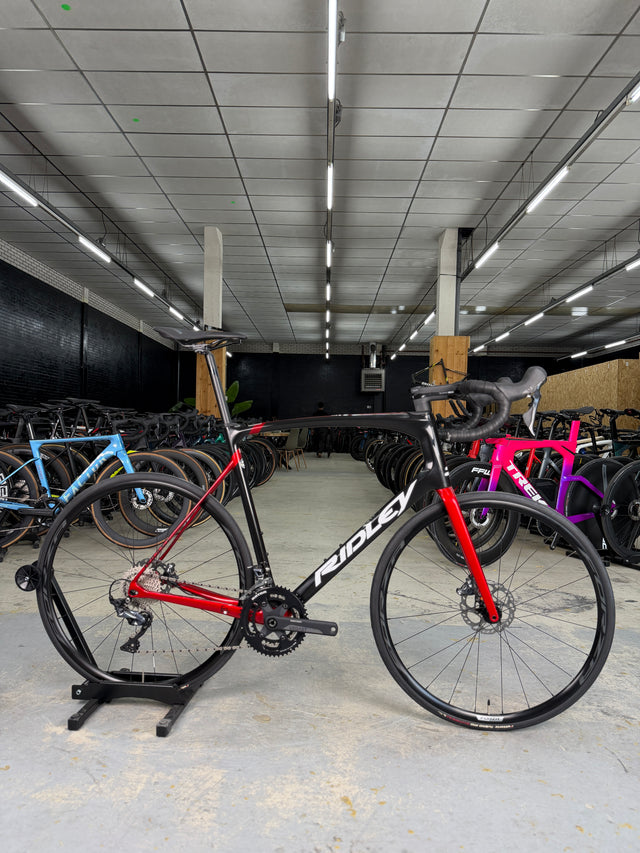 NIEUW Ridley Fenix SLiC Carbon Racefiets