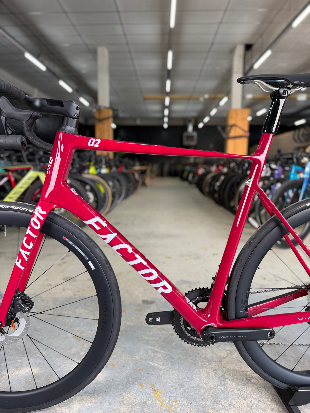 NIEUW Factor O2 VAM Di2 Carbon Racefiets