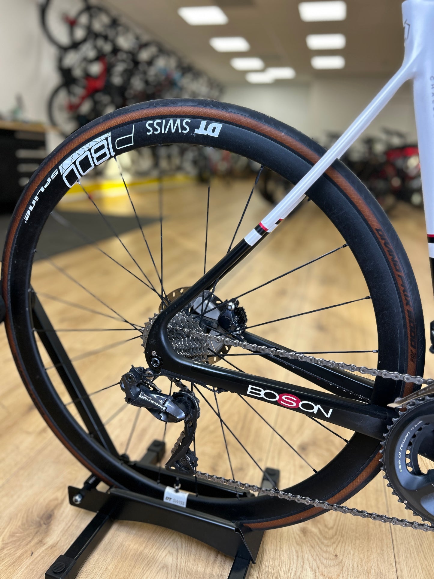 Isaac Element Di2 Carbon Racefiets