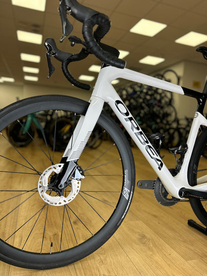 Orbea ORCA M25TEAM Carbon Racefiets
