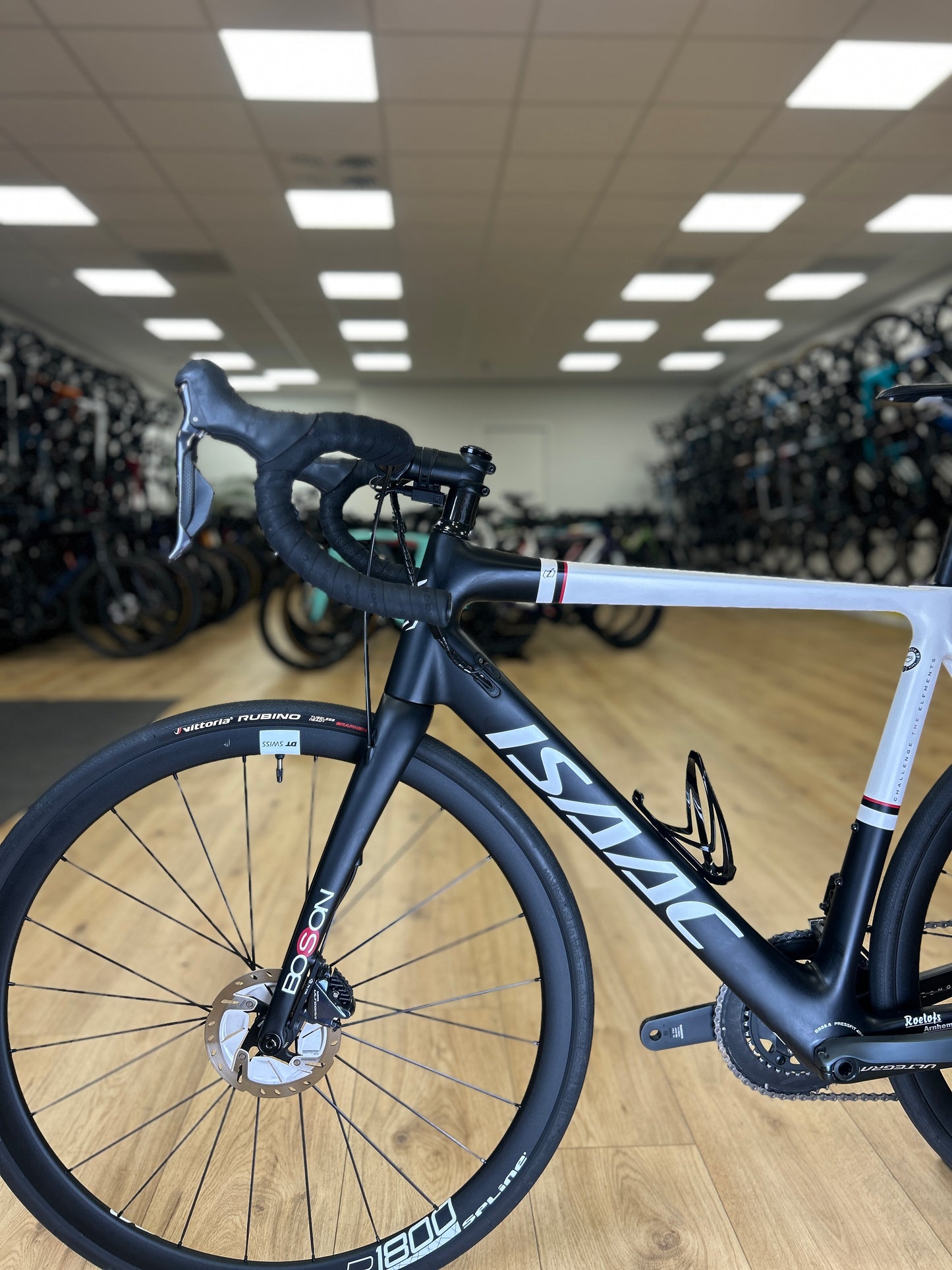 Isaac Boson Di2 Carbon Racefiets