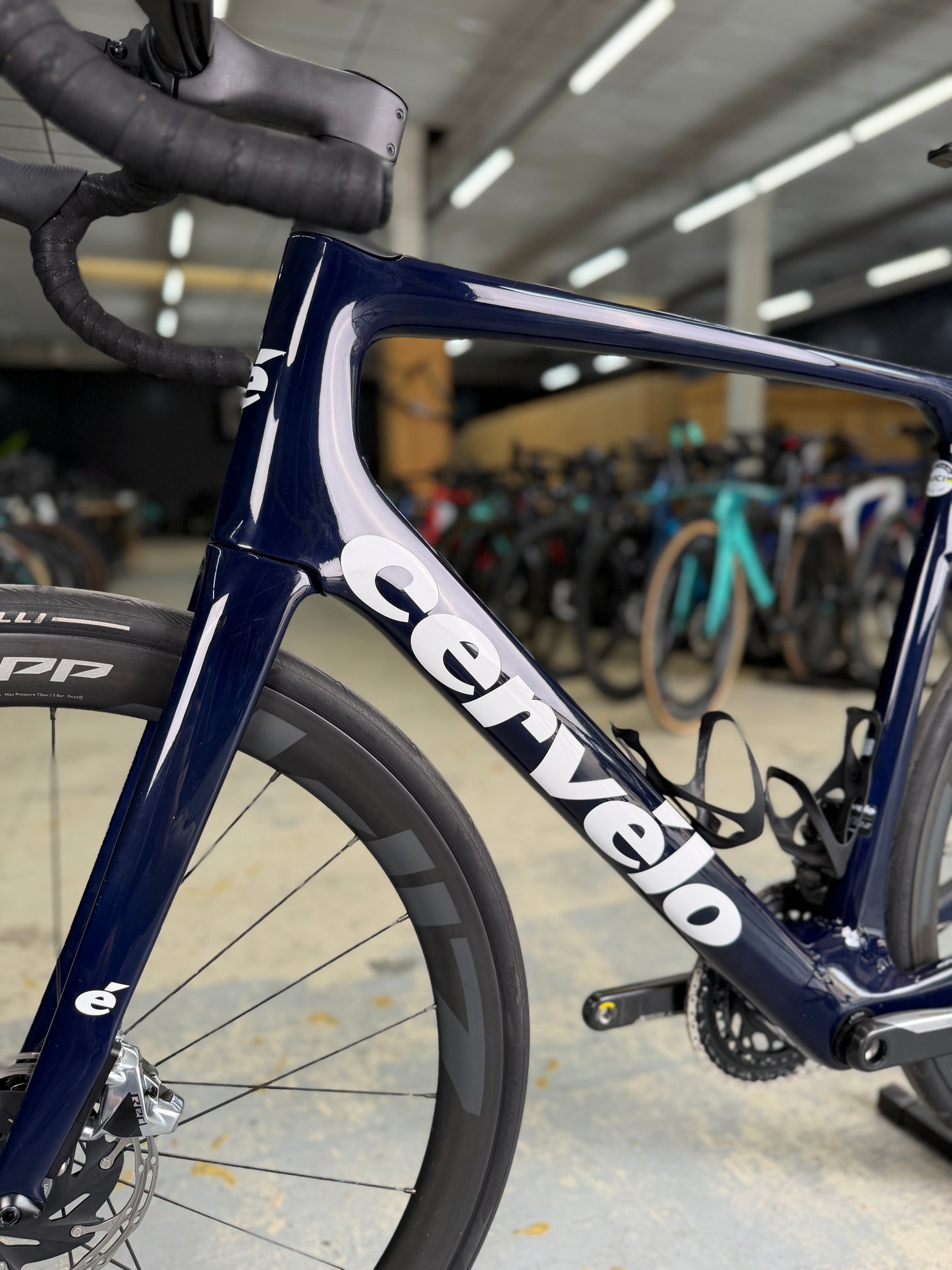 Cervélo Caledonia-5 Red eTap Carbon Road Bike