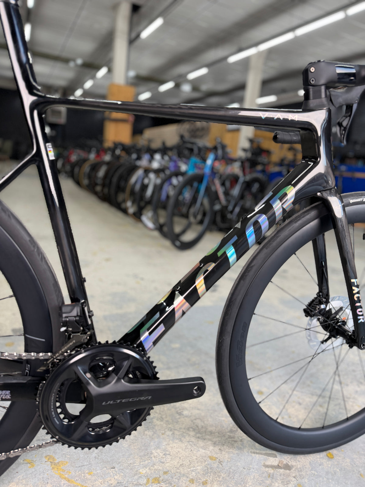 NIEUW Factor O2 VAM Di2 Carbon Racefiets